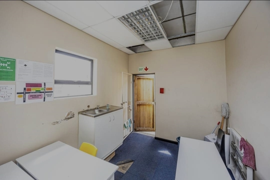 13 Bedroom Property for Sale in Belgravia Eastern Cape